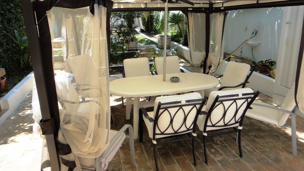 Casa Amarela Guesthouse Lagos Room photo