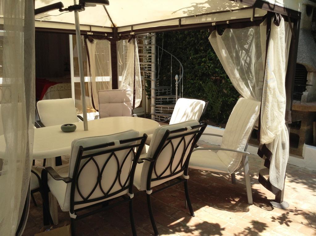 Casa Amarela Guesthouse Lagos Room photo